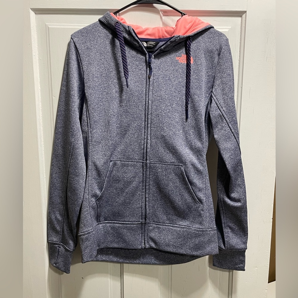 Women’s North Face zip up sweatshirt